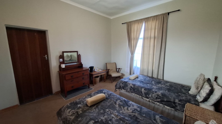 8 Bedroom Property for Sale in Memel Free State